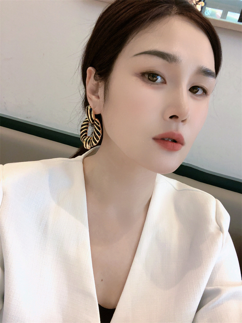Stripe Pattern Women's Gender 1 Pair Streetwear Stripe Enamel Plating Copper Ear Studs