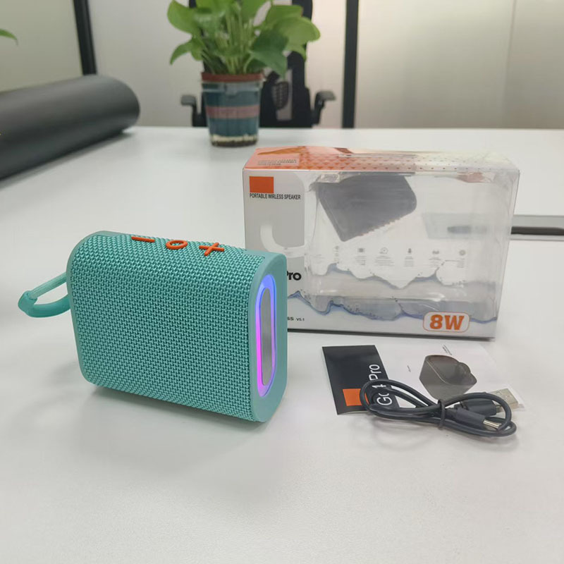 Transfronterizo G04 PRO altavoces Bluetooth inalámbricos luces RGB sonido al aire libre portátil inalámbrico tarjeta portátil mini audio