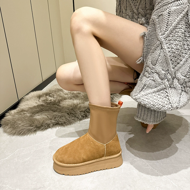 Новые женские зимние сапоги на толстой подошве 2024 года, эластичные сапоги-карандаш, модные зимние студенческие туфли для женщин, трендовая женская обувь