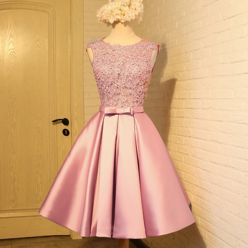 Vestidos de dama de honor estilo europeo 2026, nuevos vestidos cortos de verano ajustados para fiestas de boda, vestidos ajustados para reuniones anuales y cócteles.