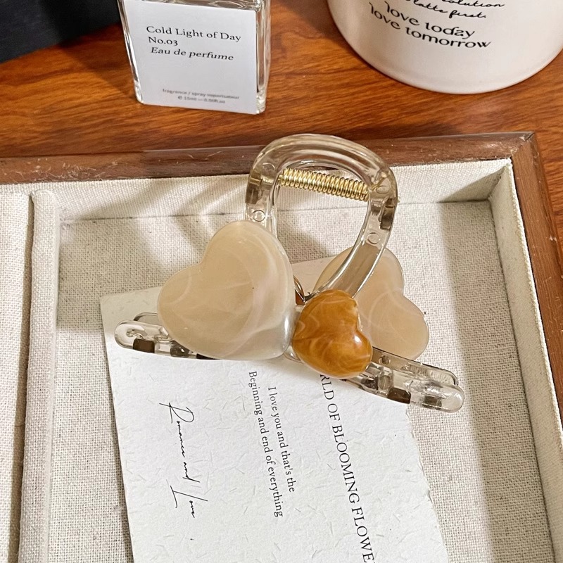 Temperamento de alto nivel amor agarrar clip de cabello de niñas más clip de tiburón detrás de la cabeza de un disco grande clip de cabello tocado