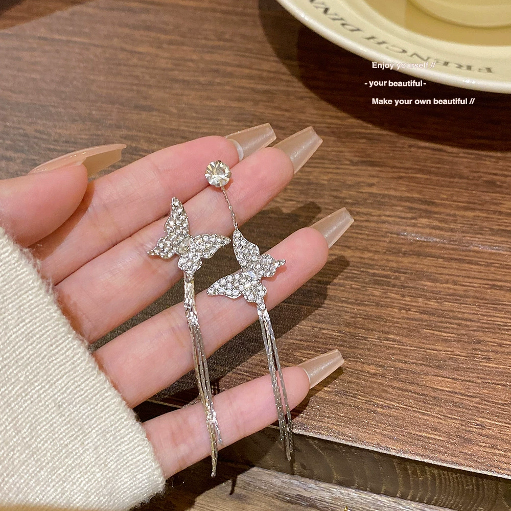 Серебряные серьги 925 пробы, жемчужные вставки, легкая роскошь европейский стиль, легкие