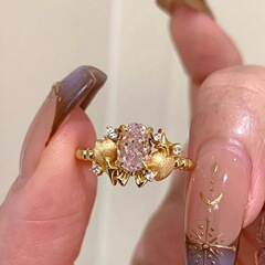 vintager中古风粉钻鸽子蛋星河戒指女轻奢高级精致拉丝四芒星指环