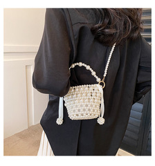 珍珠包包斜挎包2023年夏季網紅小包迷你百搭手工編織裝飾包