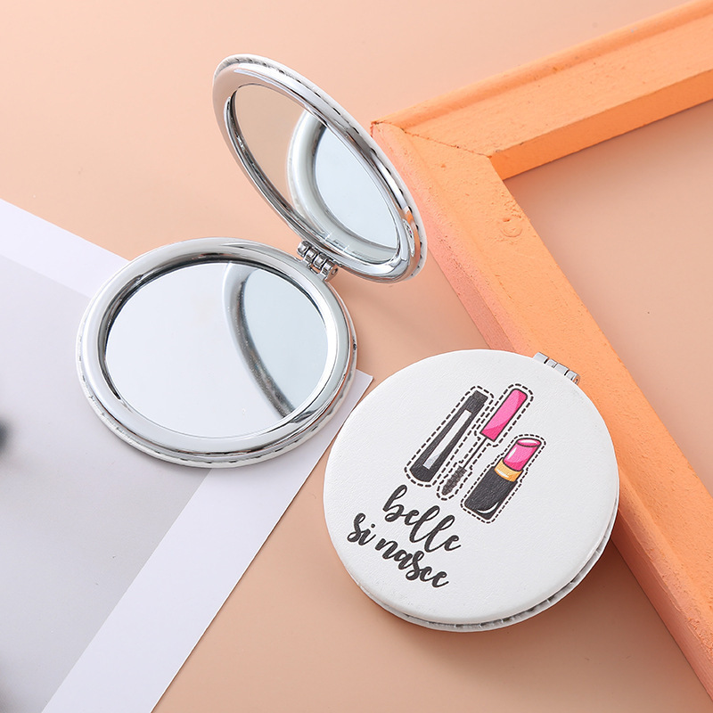 Lindo espejo pequeño Sanrio Kulomi espejo de maquillaje portátil de alto valor espejo de maquillaje portátil dormitorio de estudiantes espejo de maquillaje plegable