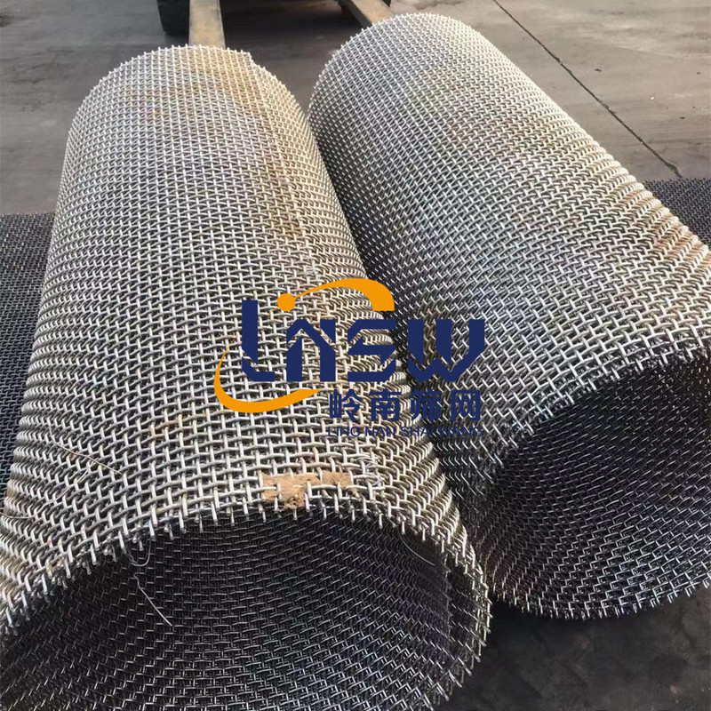 Wholesale black steel wire woven square hole crimped wire mesh manganese steel woven steel wire mesh crusher with vibrating steel wire screen