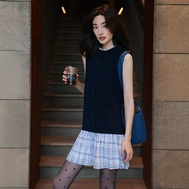 女式针织衫;连衣裙;女式羊毛衫