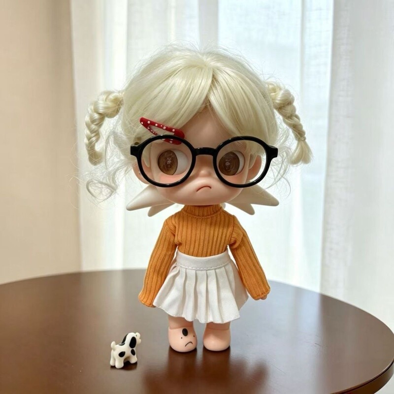 Zsiga Gazi Sister's In-Stock Doll Clothes: 8-Piece High-Quality White Versatile Base Shirt and Pleated Skirt Set for Doll Outfits Zsiga Gazi Sister's In-Stock Doll Clothes: 8-Piece High-Quality White Versatile Base Shirt and Pleated Skirt Set for Doll Outfits