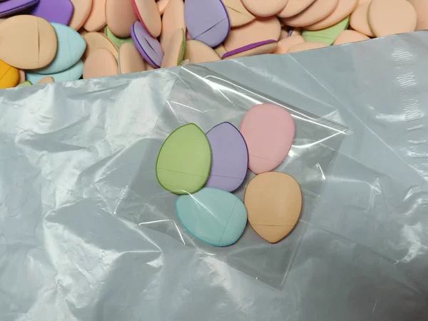 Water drop finger powder puff 5 pieces in opp bag [random color]