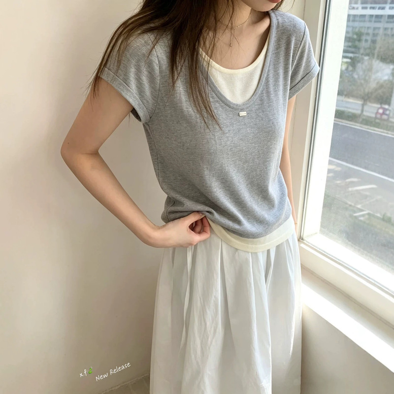 New Style Fake Two-Piece T-Shirt for Women with a Unique Design, Flutter Sleeves, Casual Versatile Slim-Fit Youthful Knit Top