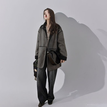 黑色羊羔毛绒仿皮草外套女冬季两面穿2025新款皮毛一体机车服皮衣