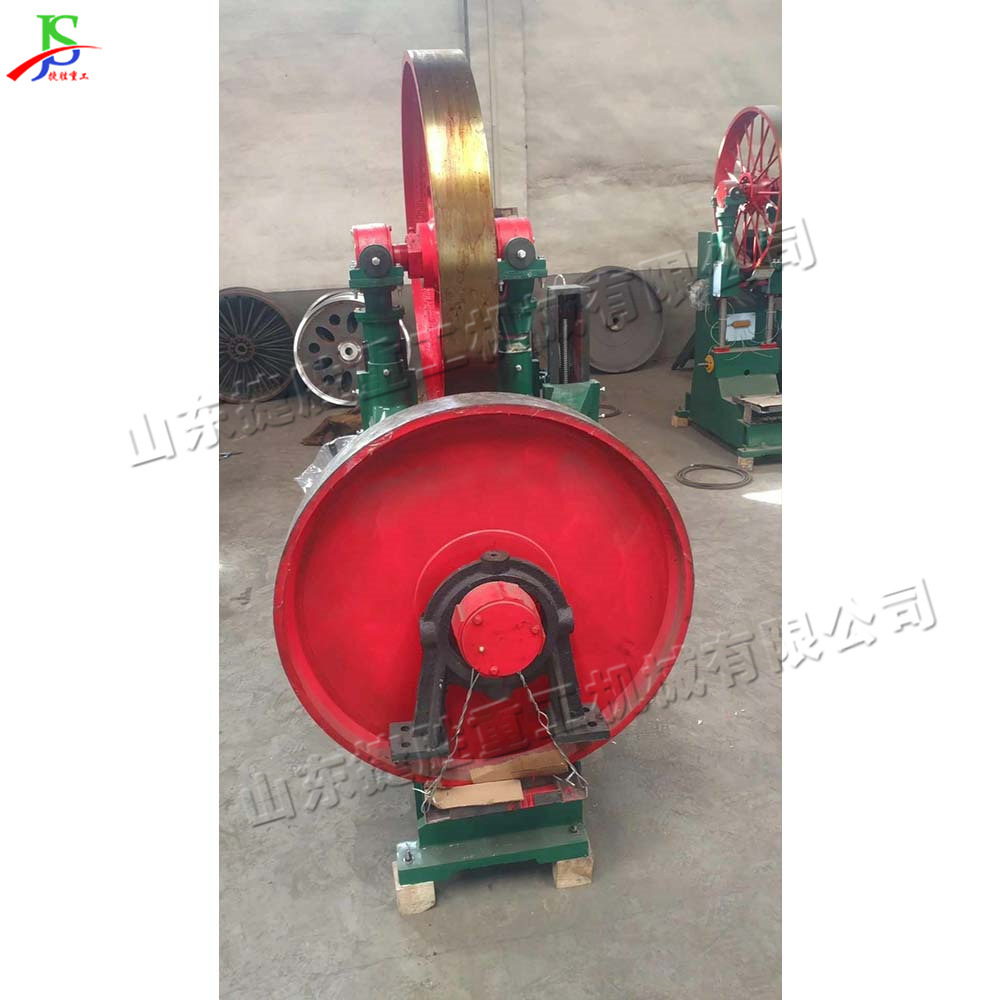 Máquina vertical de corte de tablero de madera fina sierra lineal móvil de madera de doble rodamiento sierra de banda para automóvil deportivo