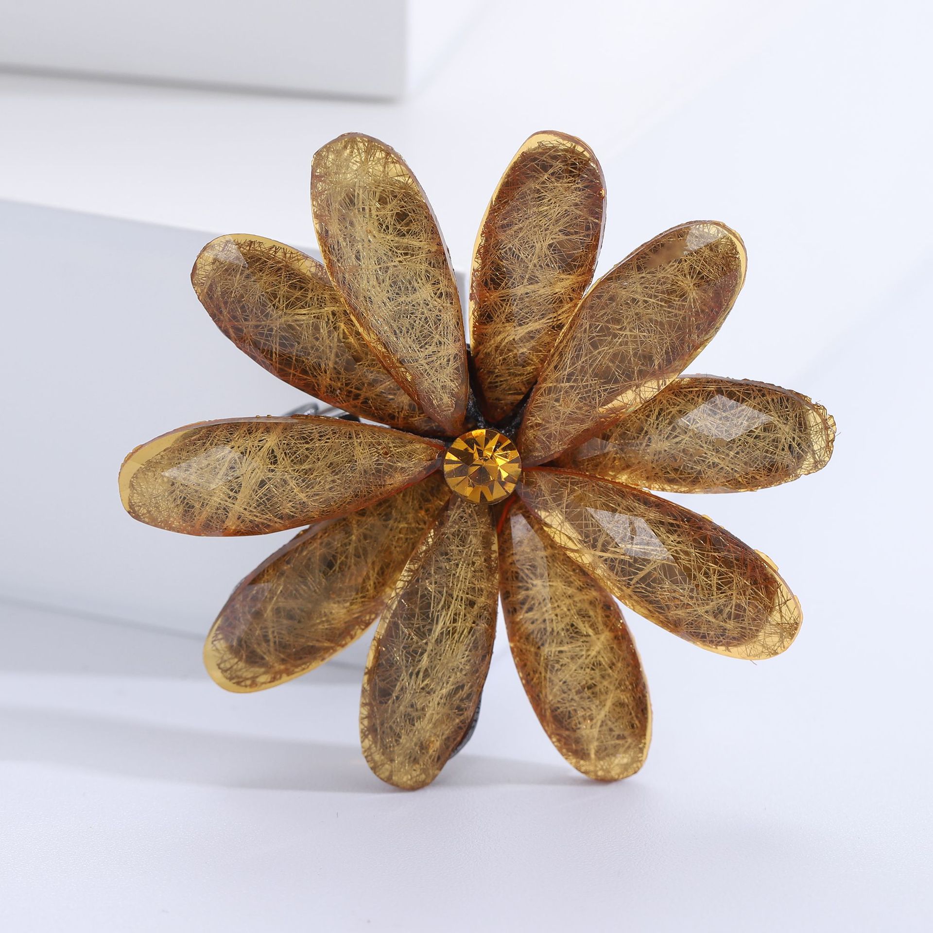 17g Weight Acrylic Inlay Material Brooches Classification Casual, Holiday, Banquet Occasion Alloy Material Flower Pattern All Seasons Season Women's Gender Inlay Design Simple Style Style Simple Style Pin Flower Alloy Inlay Acrylic Women's Brooches 35