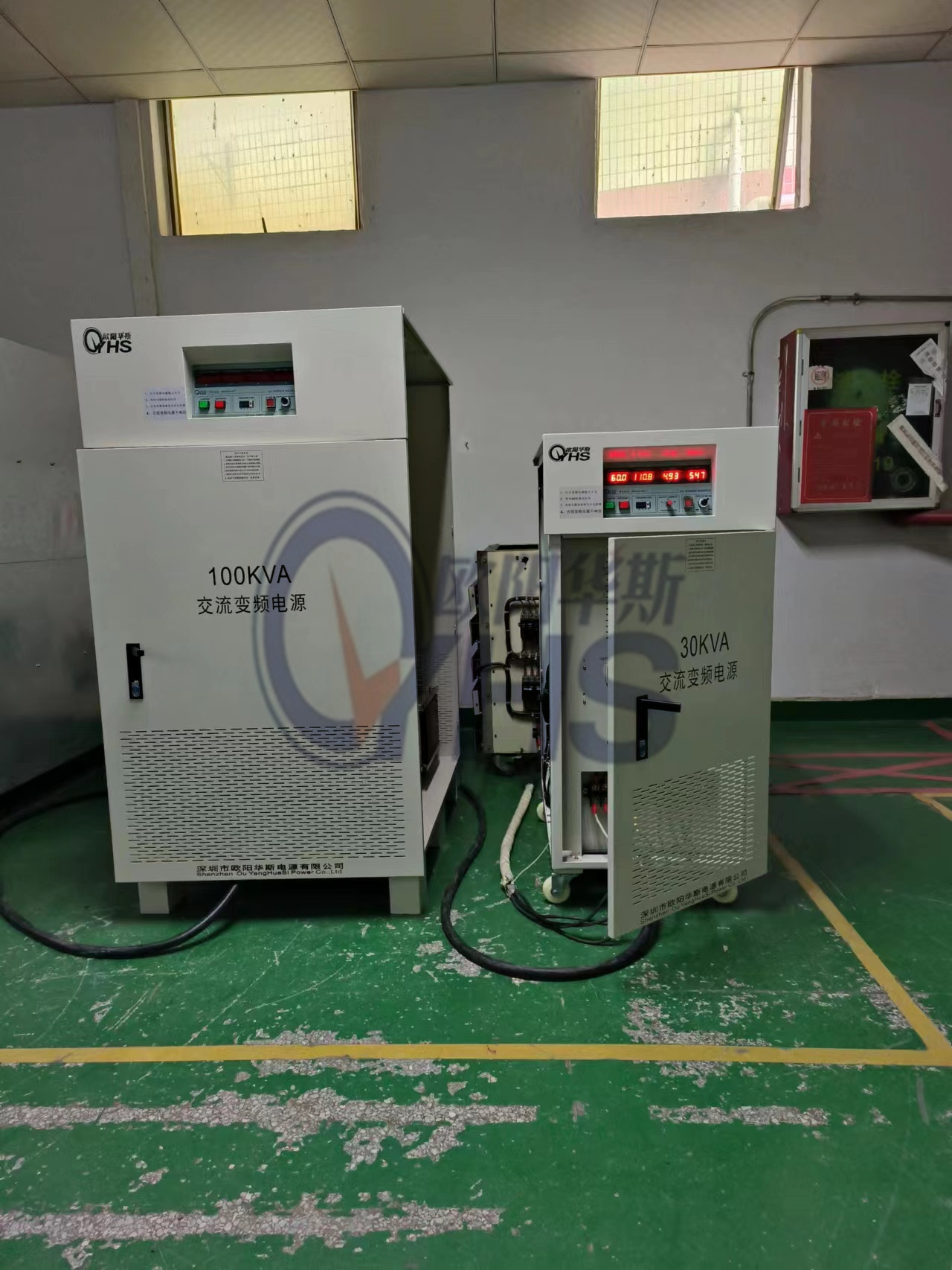 ŷ����˹����30KVA��Ƶ��Դ����������ɽ�����440V 60HZ