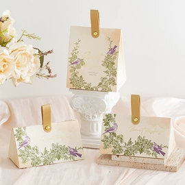 喜糖盒;红包/利是封;请柬