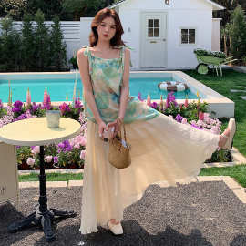 法式油画吊带连衣裙套装女夏季2025新款时尚超火无袖背心裙两件套