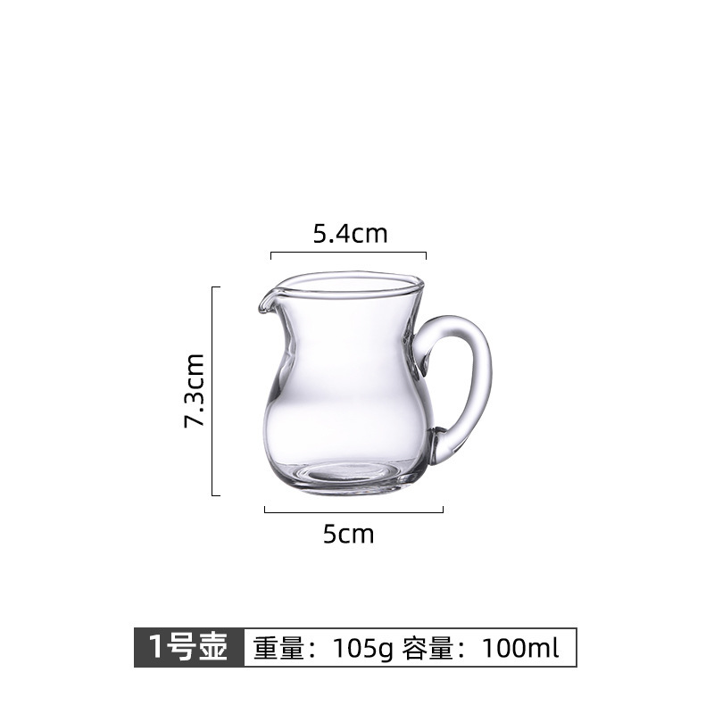 Casa de vidrio y blanco distribuidor de vino con cuchara de vino vino vino tinto y blanco vaso de vino con escala para el hotel