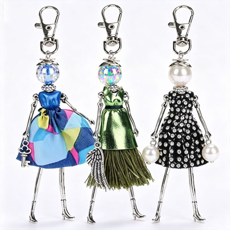 Cross-border best-selling women's charm keychain, handmade cartoon character bag and car pendant keychain, popular accessory Cross-border best-selling women's charm keychain, handmade cartoon character bag and car pendant keychain, popular accessory