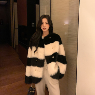 "Little Panda Rabbit Fur Edition" Black and White Contrast Color Whole Skin Rabbit Fur JIN Mouth Super Smooth Fur Jacket Short