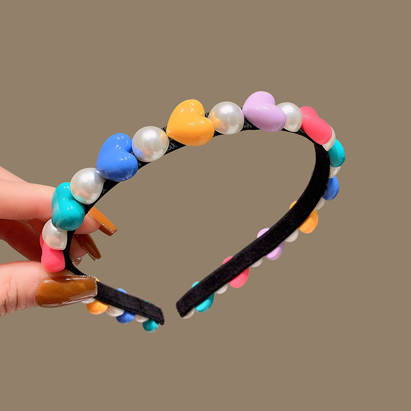 Women's Sweet Color Block Heart Shape Arylic Imitation Pearl Hair Band display picture 1