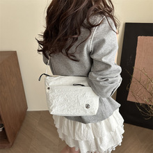 2025新款包包日系工装帆布包质感斜挎男士挎包女小包通勤女包