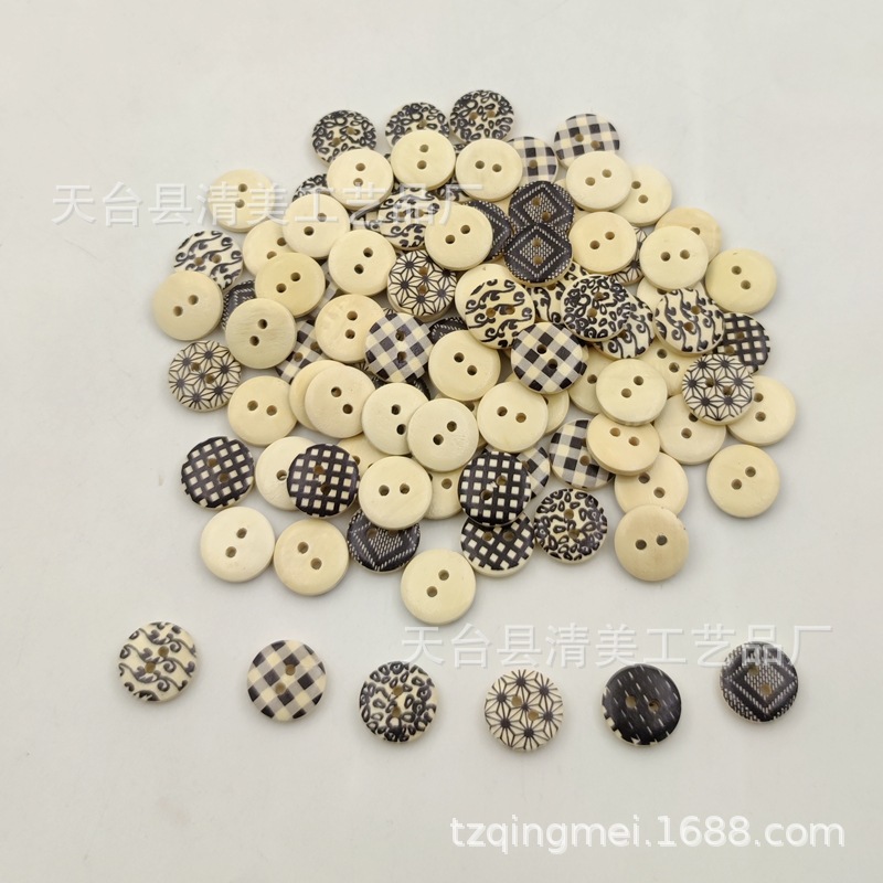 Tronco de 15mm a cuadros en blanco y negro, botones de madera retro, botones decorativos, accesorios de vestir de madera 100 pc/paquete