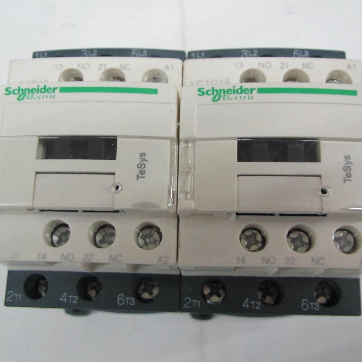 原装正品LC2D18Q7C AC380V 50/60Hz  Schneider机械联锁可逆交流