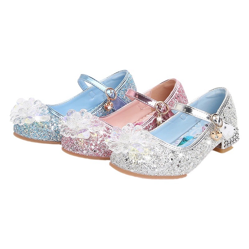 Новые туфли принцессы для девочек Crystal Princess, обувь для маленьких девочек, обувь для учеников начальной школы Aisha, фабрика Huizhou, поколение волос