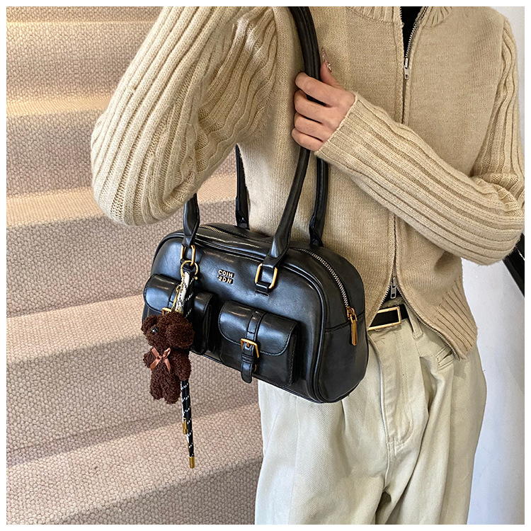 Fashionable and casual underarm bag for women, new autumn/Winter 2025, trendy and versatile, multi-pocket single-shoulder bag, high-end handbag undefined