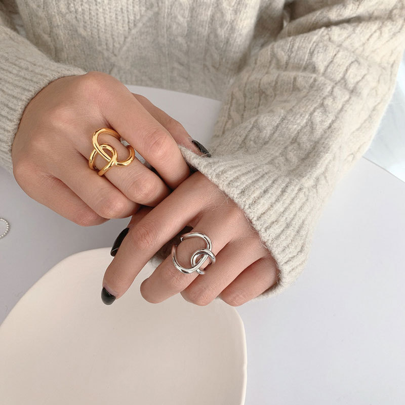 Brand minimalistic elegant one size ring