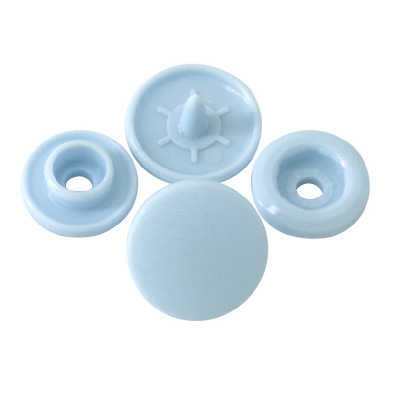 Pequeños lotes de productos de seguridad ambiental no tóxicos roer ropa de bebé de plástico cuatro cierre botones de color botones de ropa de trabajo botones