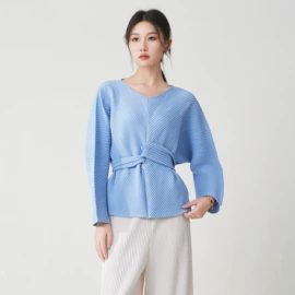 连衣裙;女式T恤;时尚休闲套装