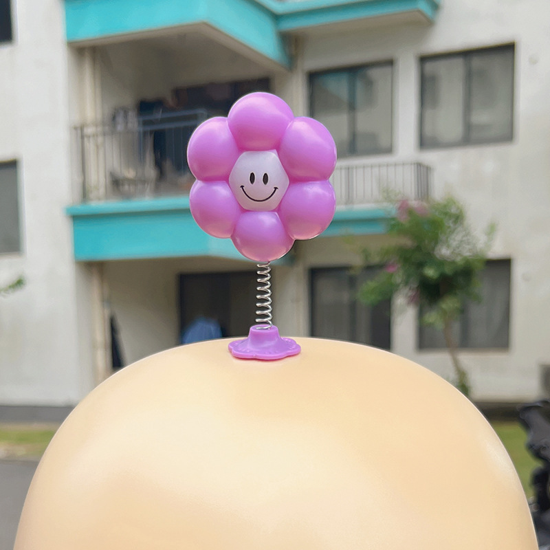 Strawberry Bear: Diàndòngchē Auto Parts and Accessories - smiling-face-shaking-flower-purple