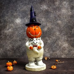 クロスボーダー新しい紫色の帽子カボチャスマイリーフェイスハッピーハロウィン装飾クリエイティブ装飾品風景樹脂工芸品