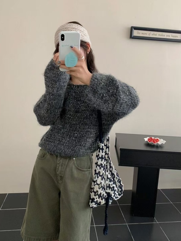 韩系高端精致圆领纯色高级感慵懒风宽松显瘦长袖短款针织毛衣女|undefined
