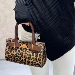 �S��ҫ���w¶˼�S��ͬ���^���{�~�yţƤ�y������r�Іμ�б��Ů��