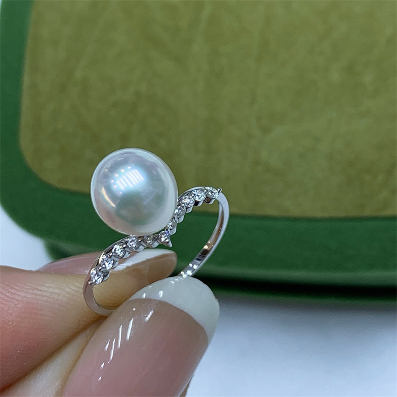 18K 화이트 골드 자연 해수 선택 작은 호주 화이트 8-9MM 크라운 링 드롭 타입 기본 무법 절묘한 여성
