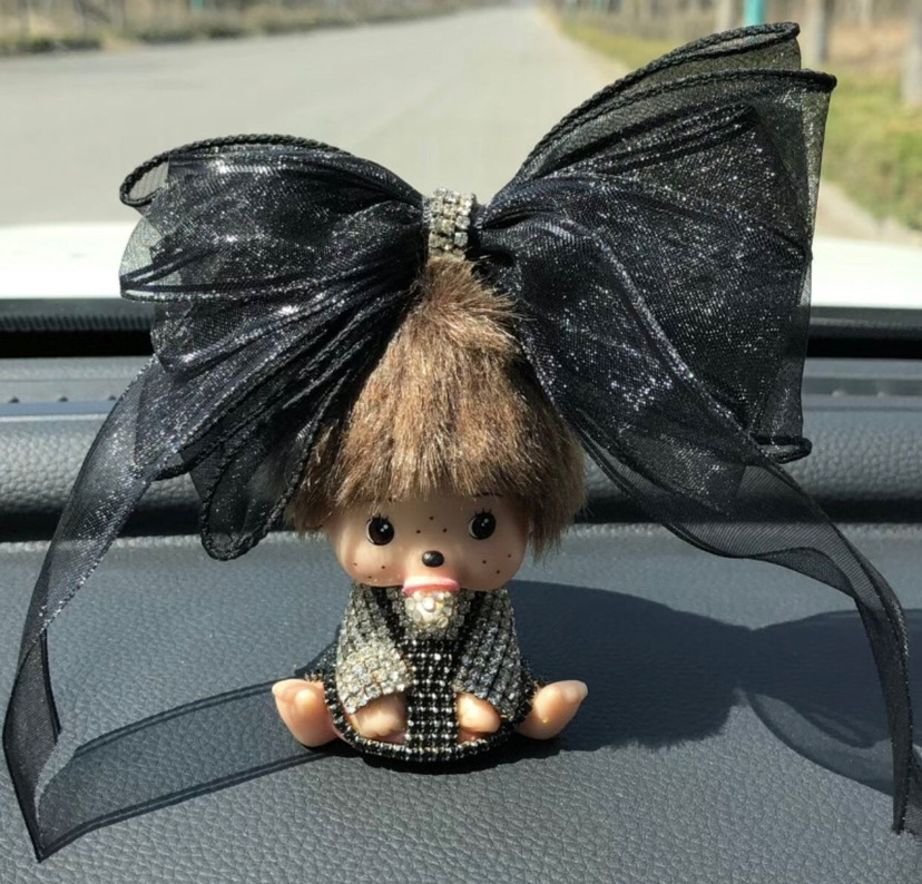 Adornos de coche accesorios de coche lindo creativo dibujos animados suministros de coche decoración femenina plástico belleza noche pensamiento