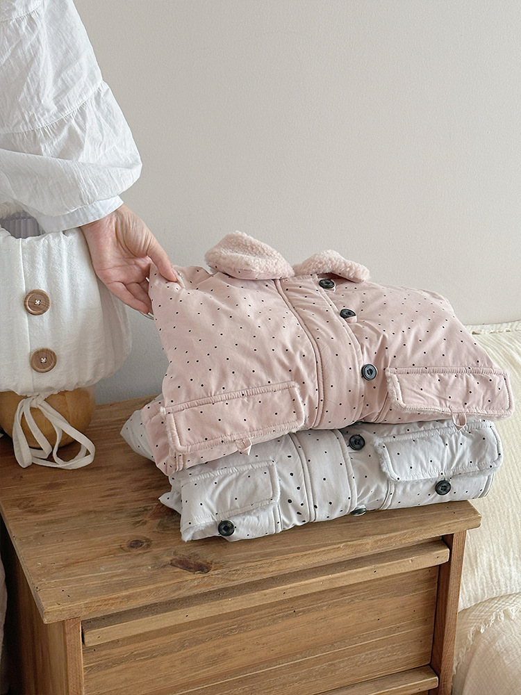 [en stock] ropa infantil, ropa de algodón para bebés, chaqueta de niñas, solapa de 25 invierno, nueva chaqueta de terciopelo caliente para niñas