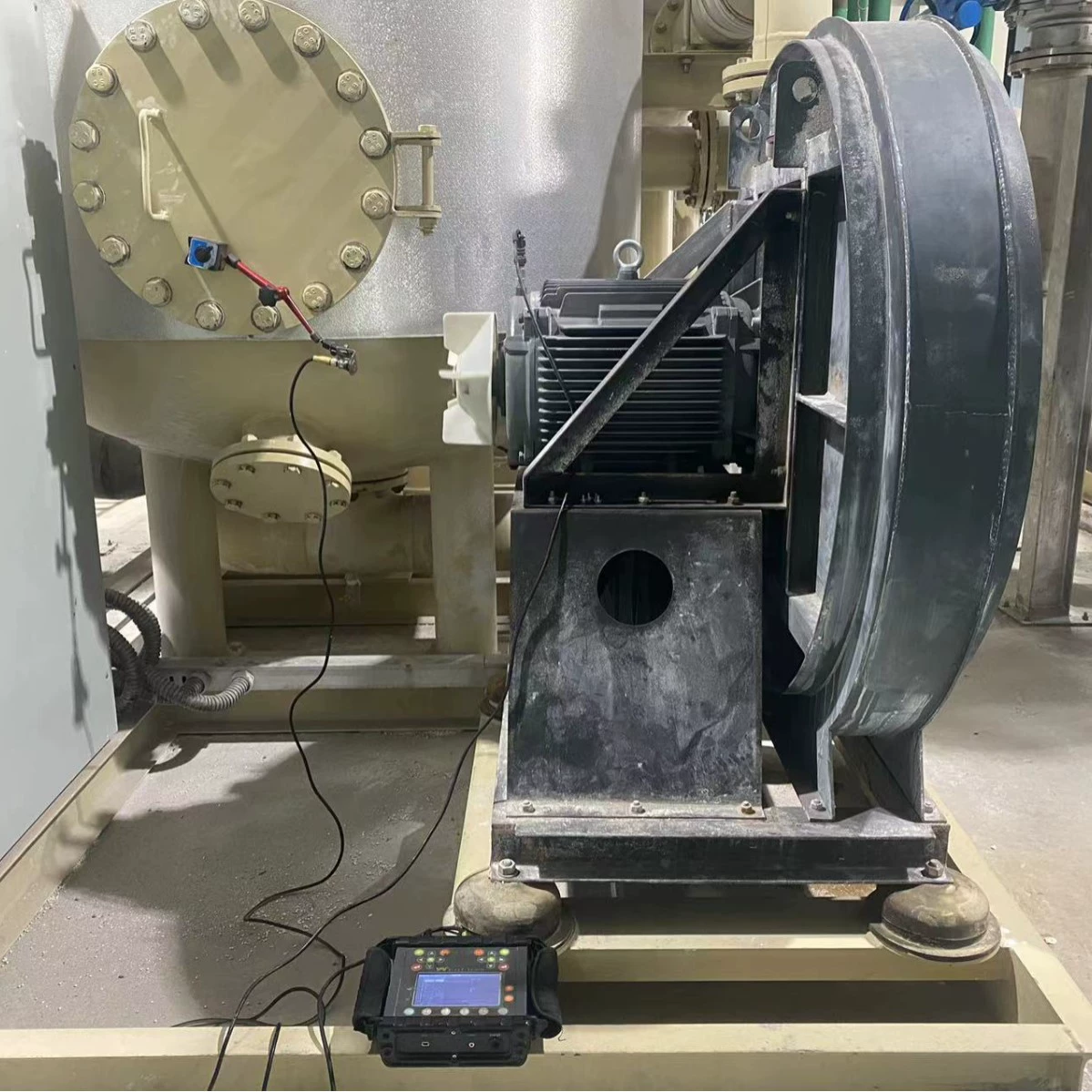 Онлайн коррекция динамической балансировки вентилятора