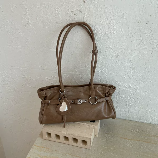 Trendy and niche Korean-style luxury retro underarm bag for women, perfect for autumn, versatile for both work and casual wear