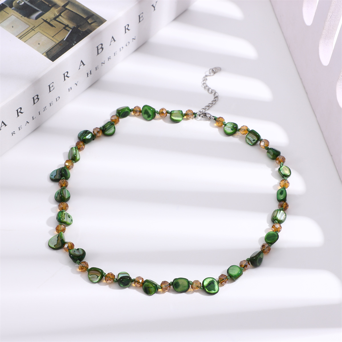 Bohemian Green Shell Beaded Choker Necklace For Beach Vacation_voghion.com