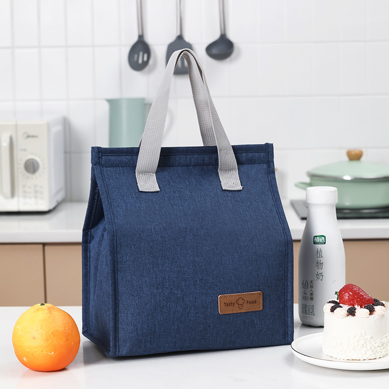 Convenient large-capacity insulated bag for office workers to pack lunch lunch bag aluminum foil portable lunch box bag wholesale