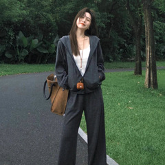 早秋韩系运动套装女2025新款宽松显瘦减龄连帽卫衣阔腿裤两件套
