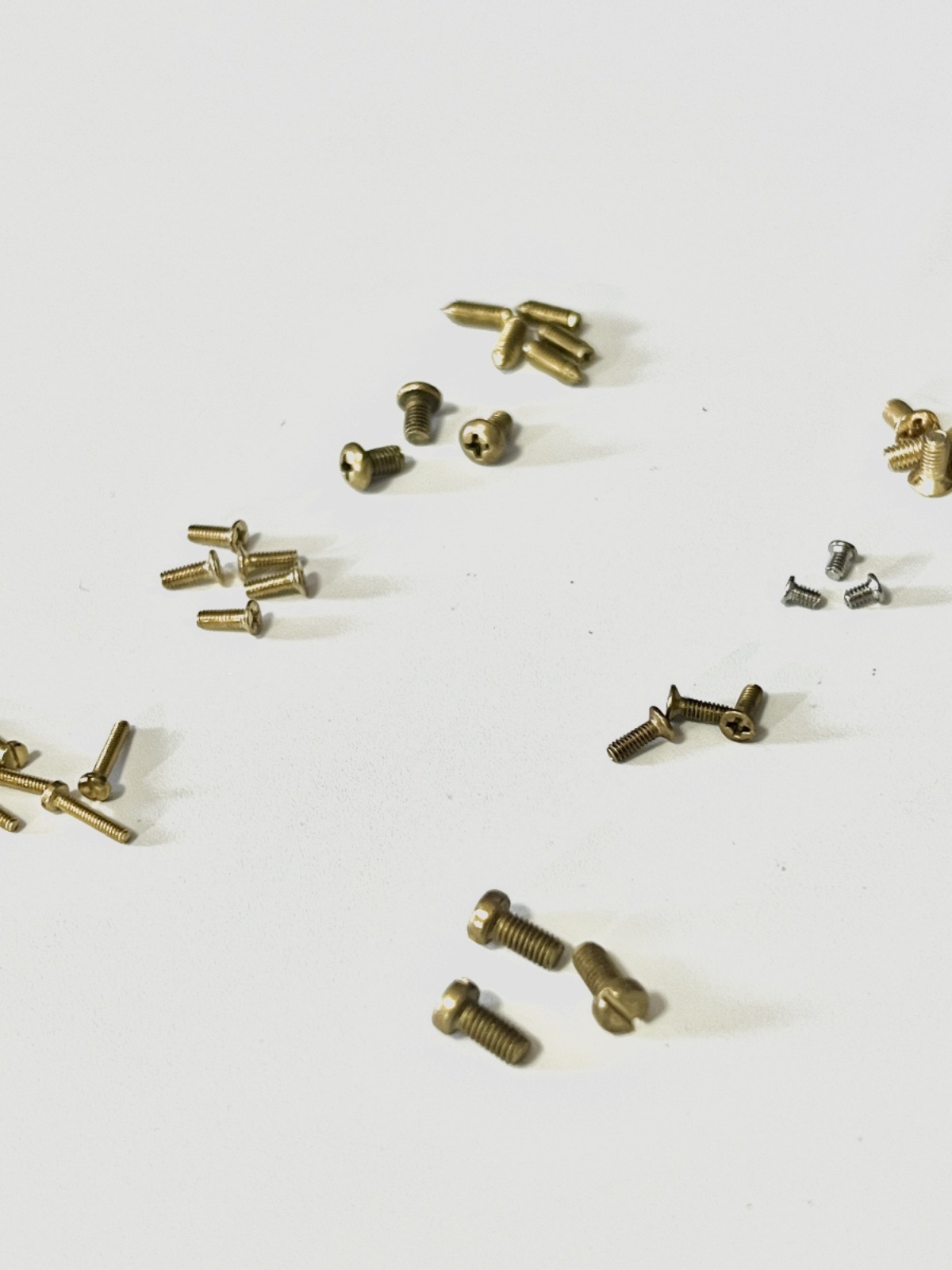 Screws for bags, instruments, and meters, tiny screws, locking screws, various specifications of screw sets, multi-size mixed pack