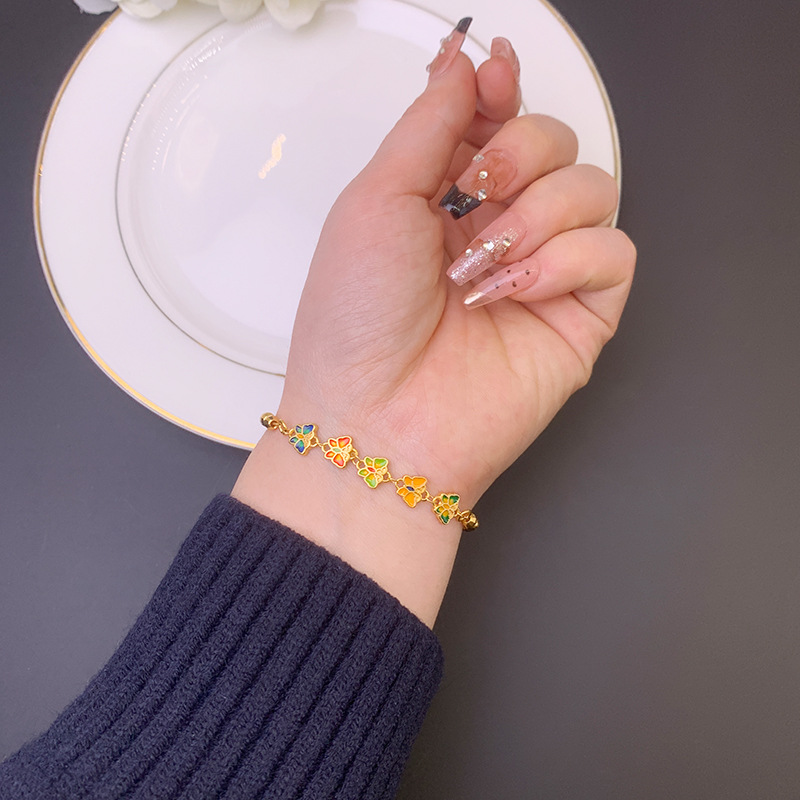 Nuevo estilo chino de oro de arena de Vietnam joyería de mano de palacio goteo de aceite de mariposa pulsera femenina al por mayor joyería de alta calidad