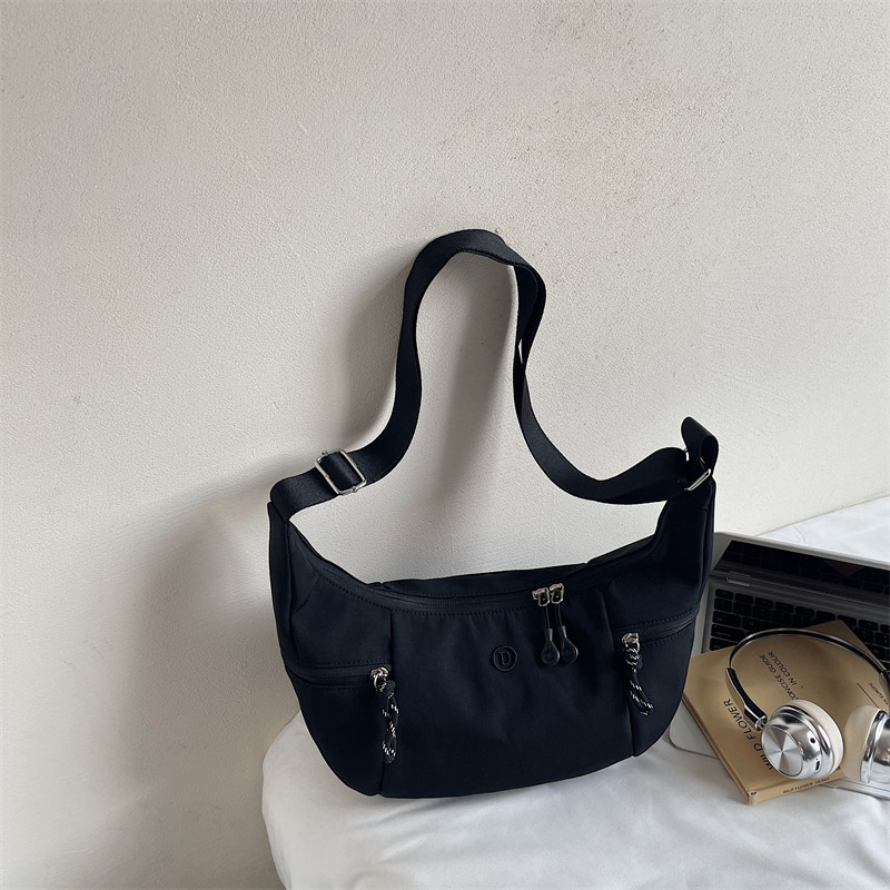 Oxford Fabric Dumpling Bag For Women 2026 New Trendy Sporty Casual Shoulder Bag Versatile Popular Crossbody Travel Crescent Bag - Thumbnail 8