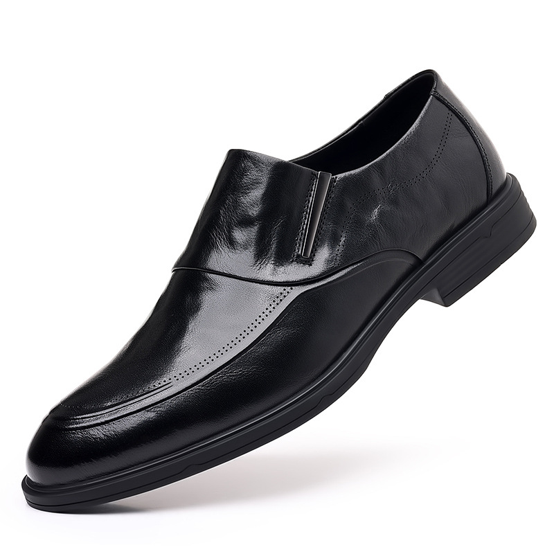 2025 otoño zapatos de cuero Bullock ropa formal para hombres de negocios zapatos Lefu de un pie nuevos zapatos de guisantes de tendencia