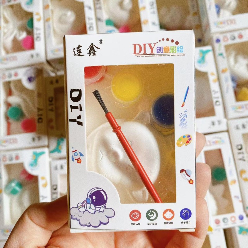 Juguetes infantiles DIY creativos pintados pintados en caja pintados muñecas de yeso dibujos animados llenos blancos puestos lotes