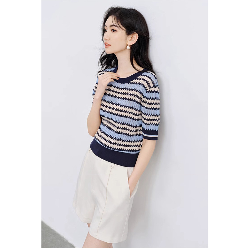 Knit Short Sleeve Top Image 5